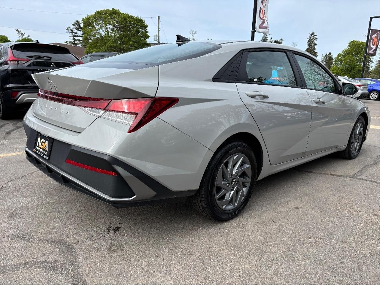 2025 Hyundai Elantra Preferred Photo