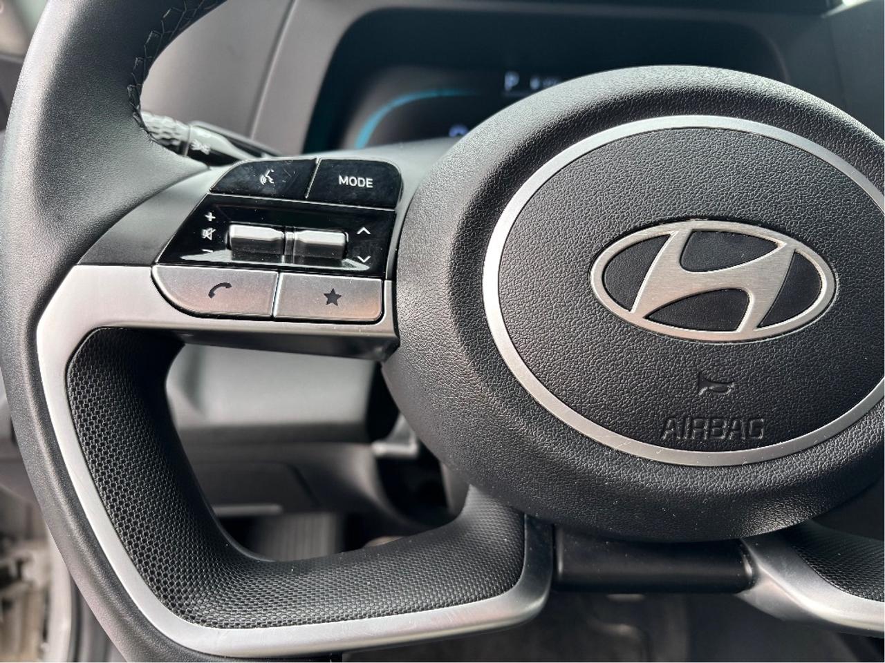 2025 Hyundai Elantra Preferred Photo