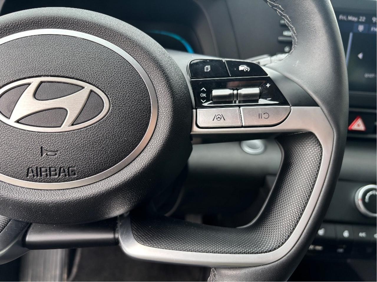 2025 Hyundai Elantra Preferred Photo