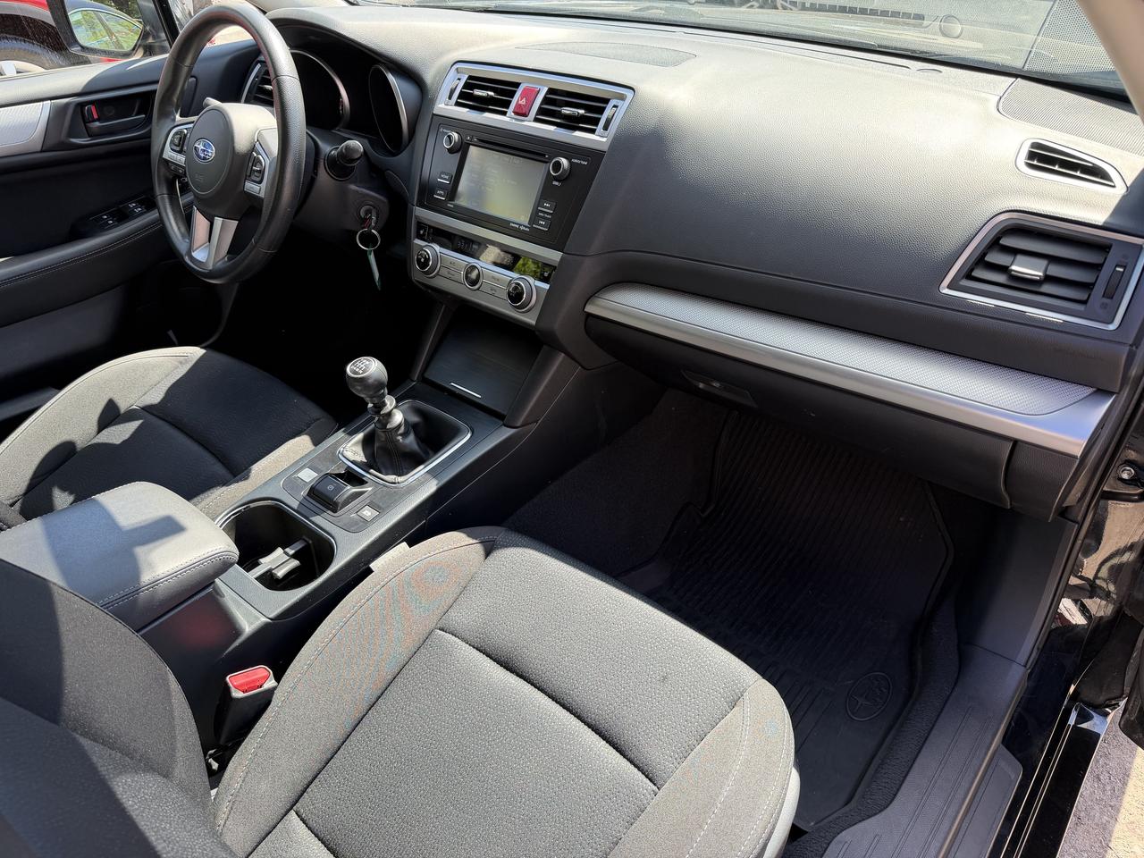 2016 Subaru Legacy 2.5 6-SPEED MANUAL Photo