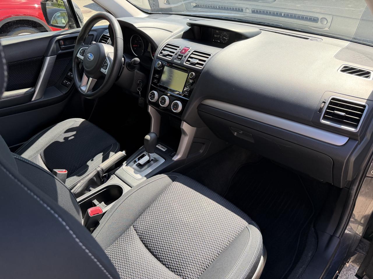 2017 Subaru Forester PREMIUM Photo