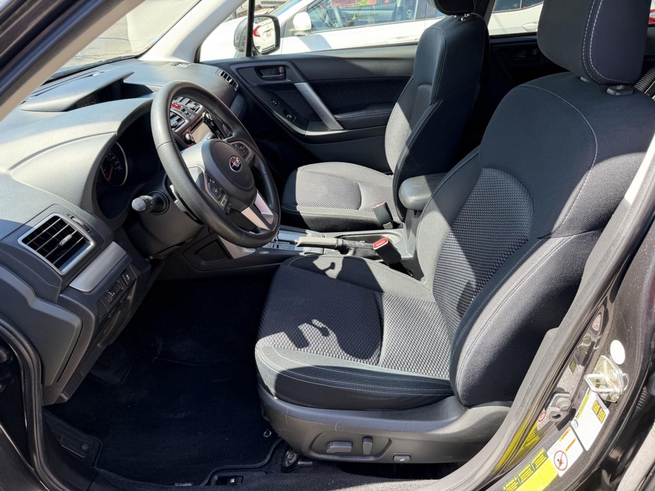 2017 Subaru Forester PREMIUM Photo