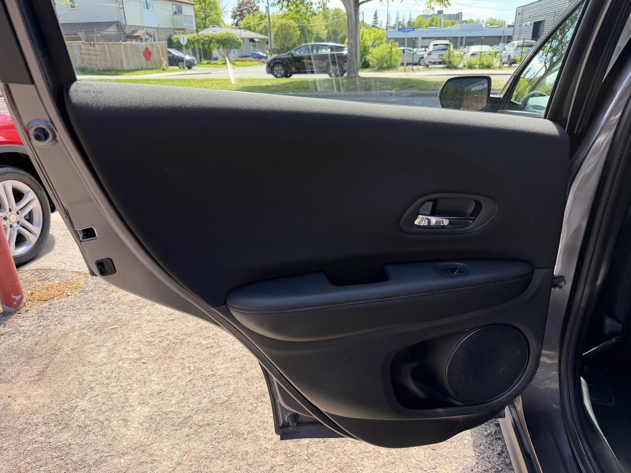 2016 Honda HR-V LX AWD Photo