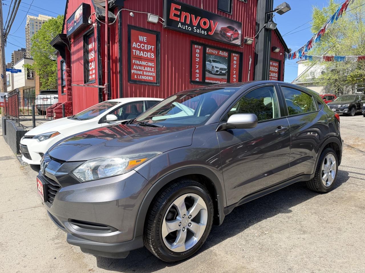 2016 Honda HR-V LX AWD Photo0