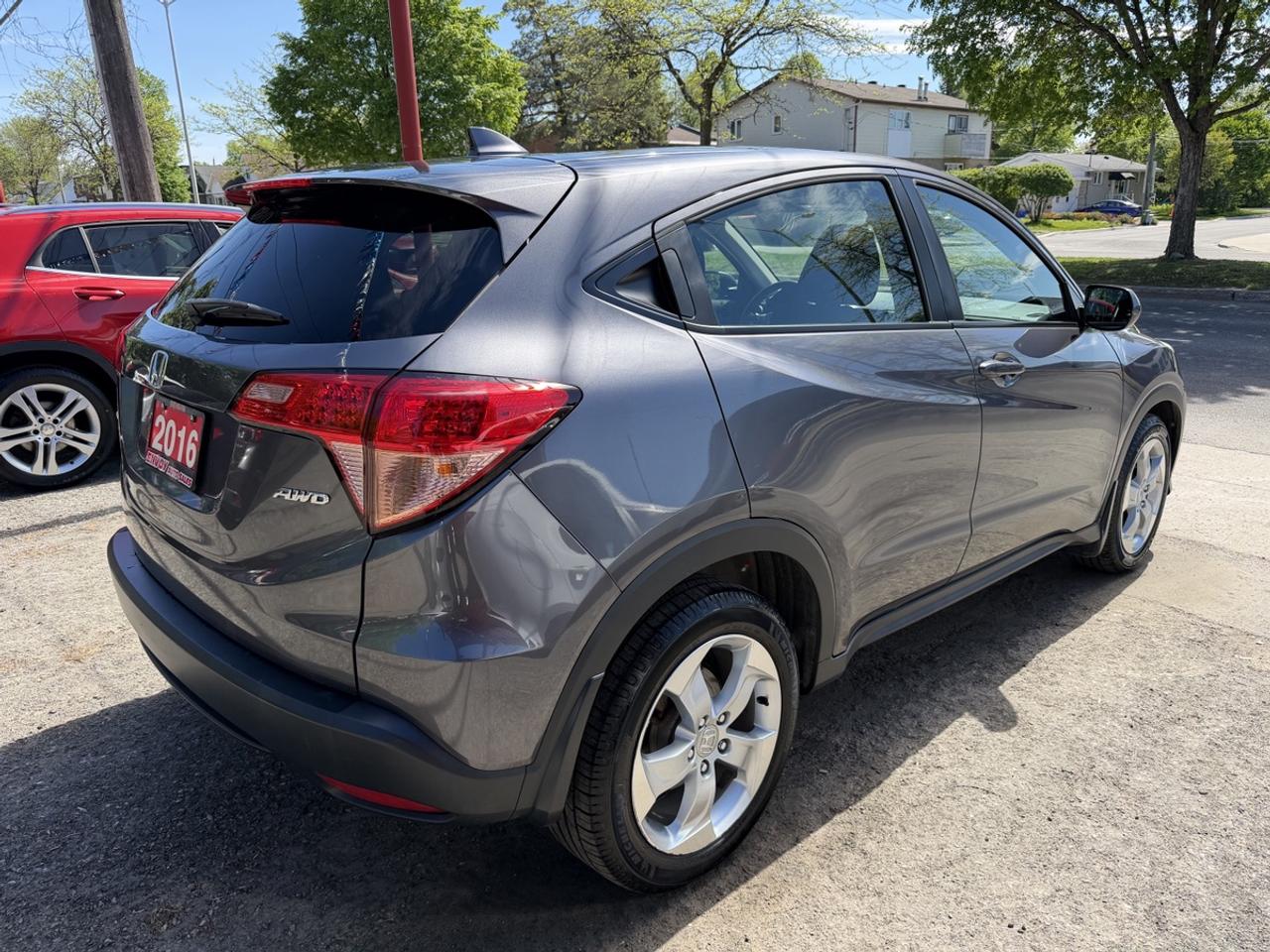 2016 Honda HR-V LX AWD Photo