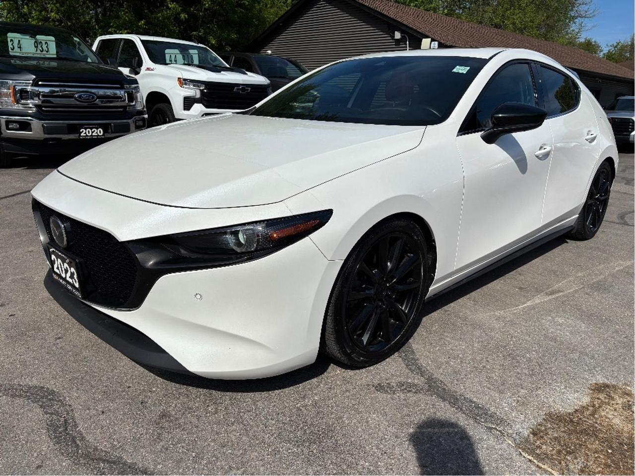2023 Mazda MAZDA3 GT Photo