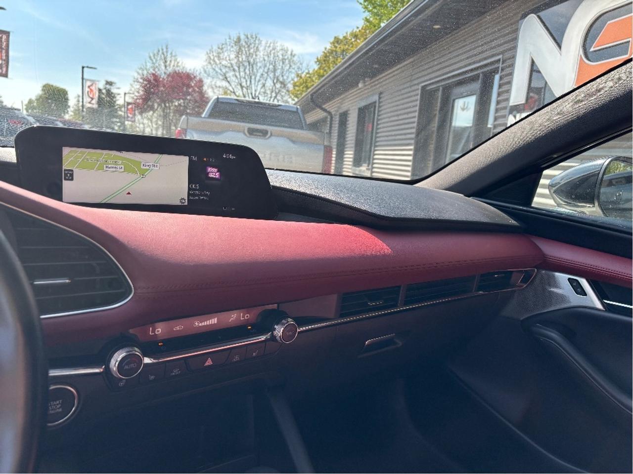 2023 Mazda MAZDA3 GT Photo