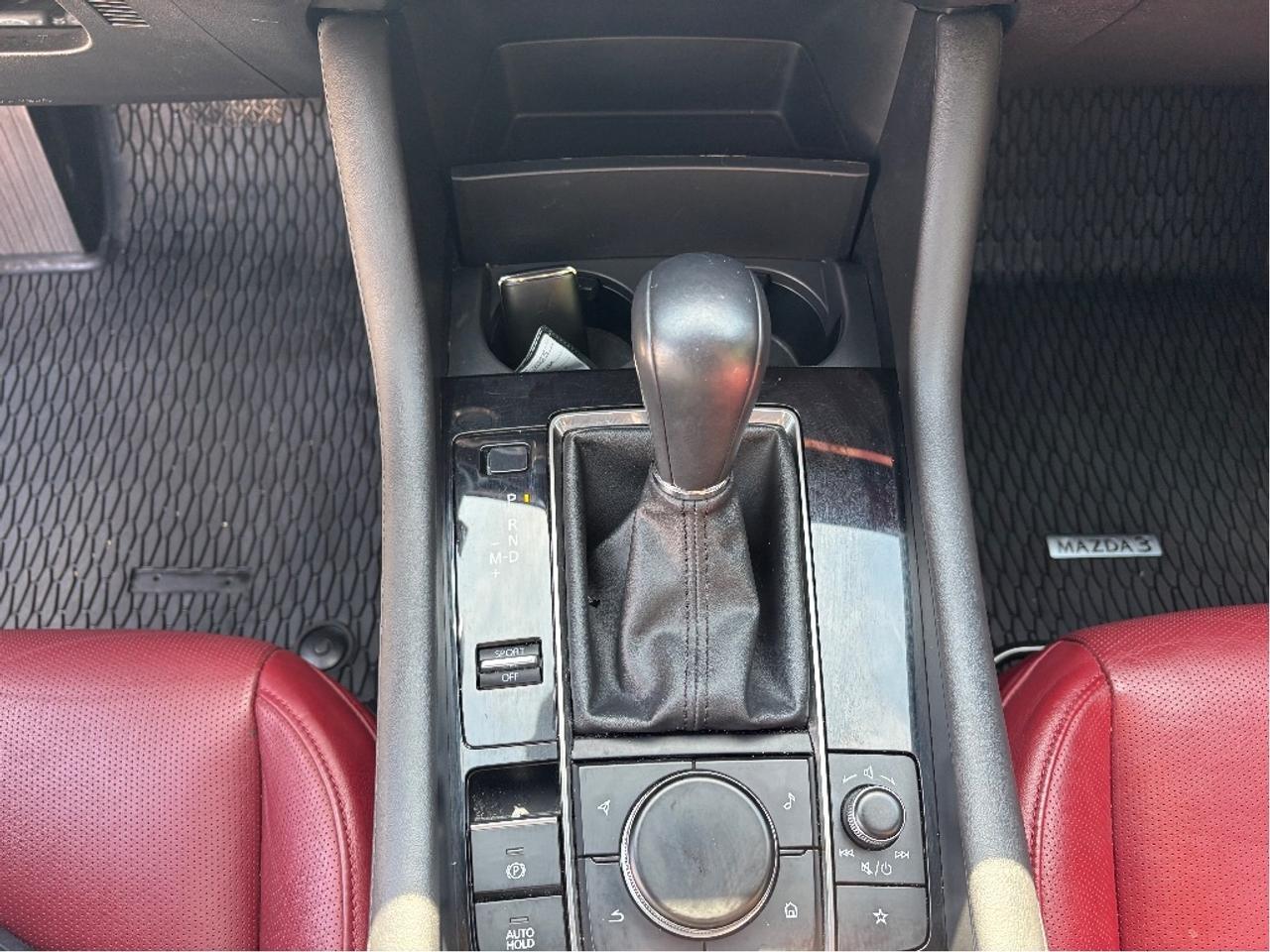 2023 Mazda MAZDA3 GT Photo