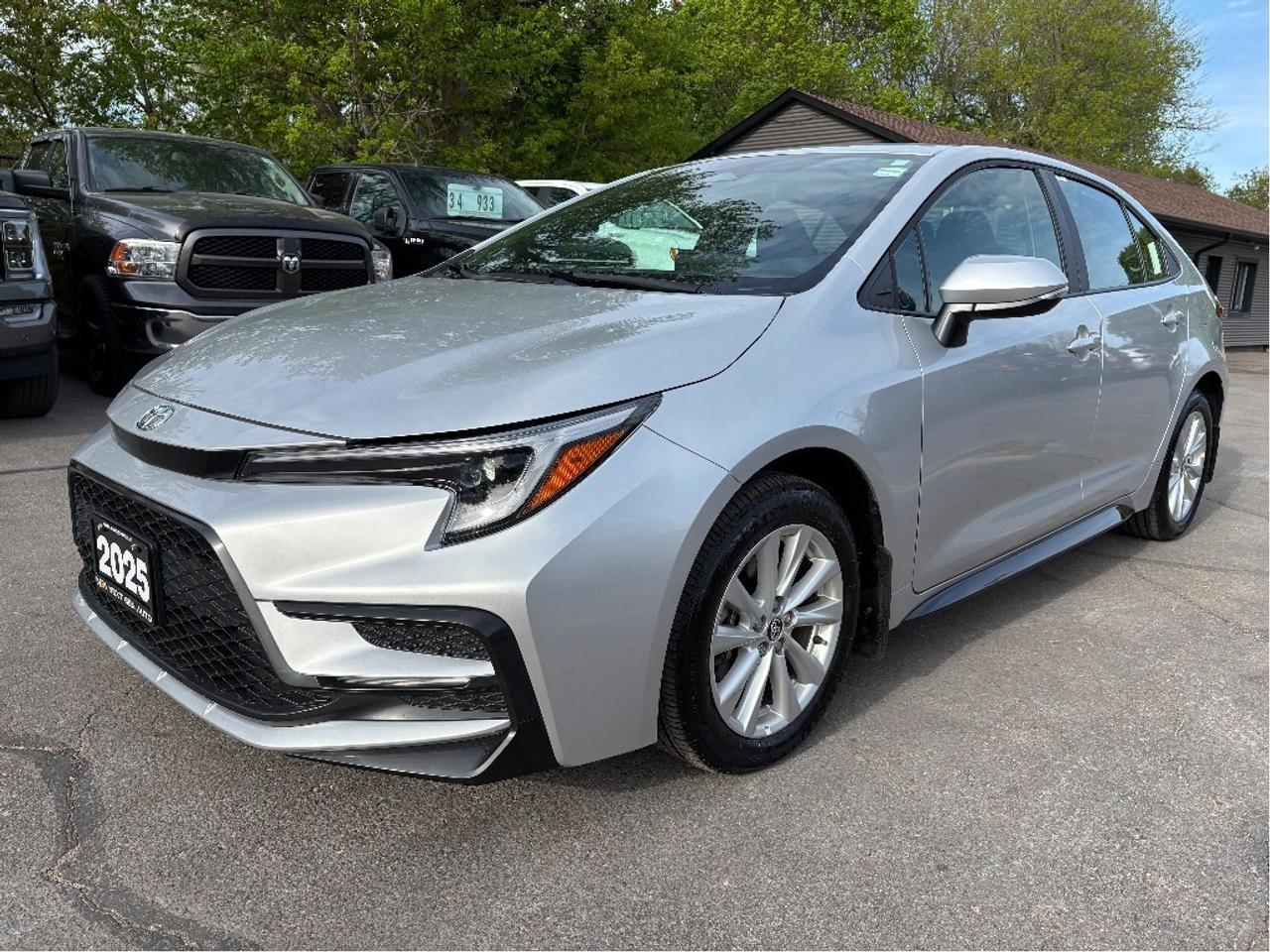 2025 Toyota Corolla SE Photo