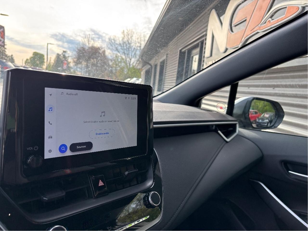 2025 Toyota Corolla SE Photo