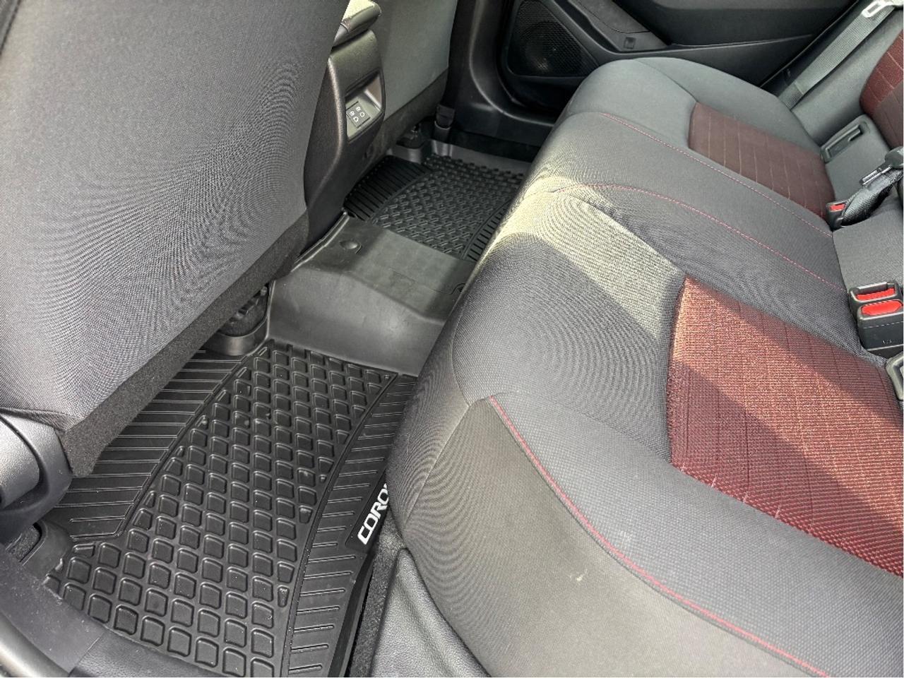 2025 Toyota Corolla SE Photo