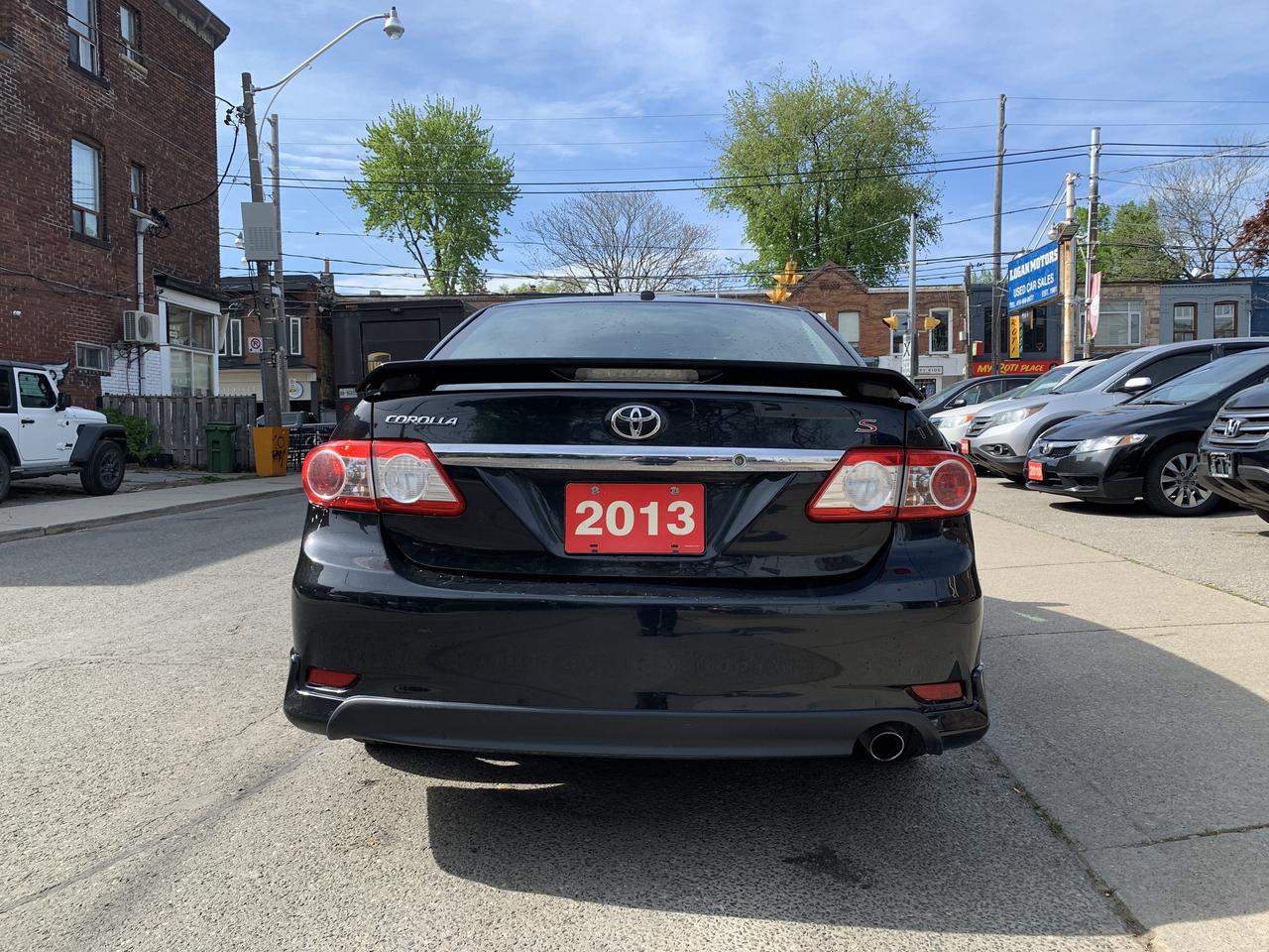 2013 Toyota Corolla 4dr Sdn Auto S Photo