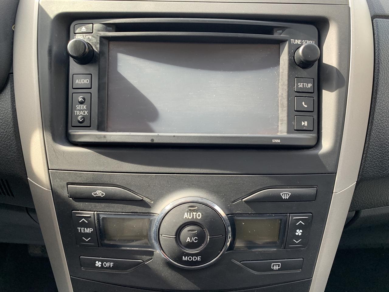2013 Toyota Corolla 4dr Sdn Auto S Photo