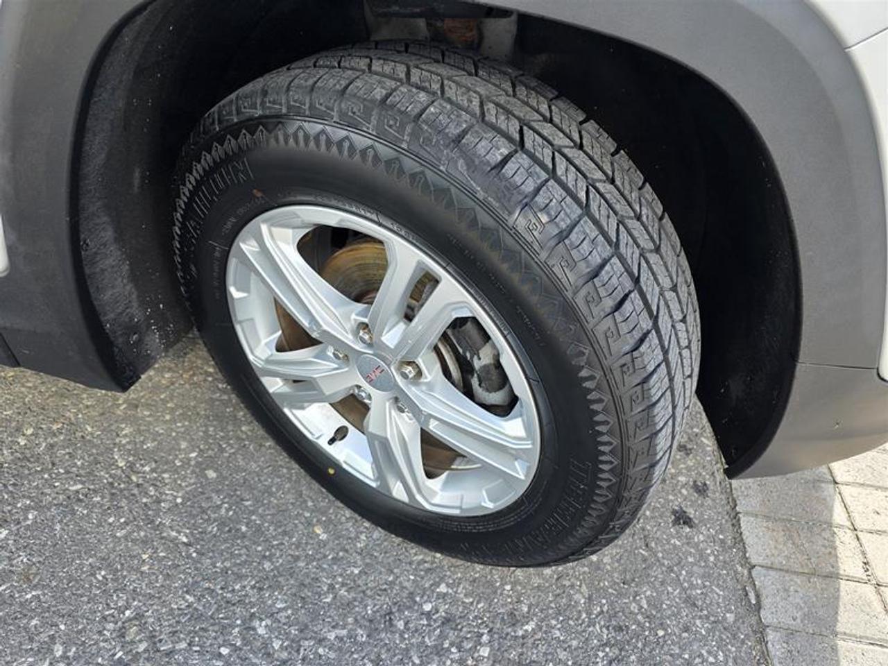 2018 GMC Terrain FWD SLE W/Winter wheel pkg Photo