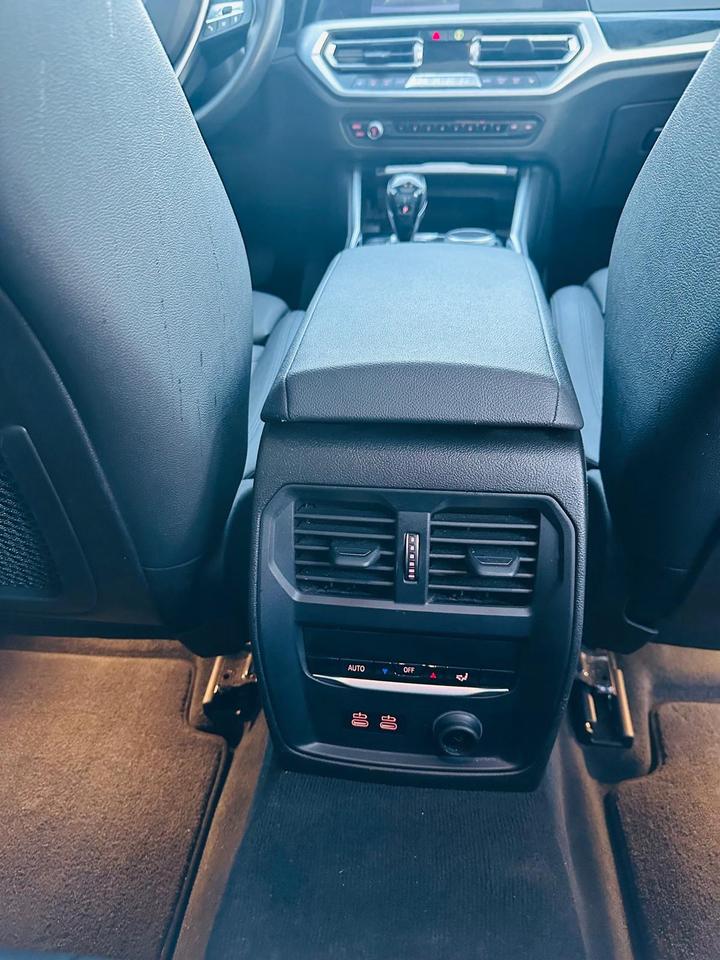 2020 BMW 3-Series 330i xDrive Photo