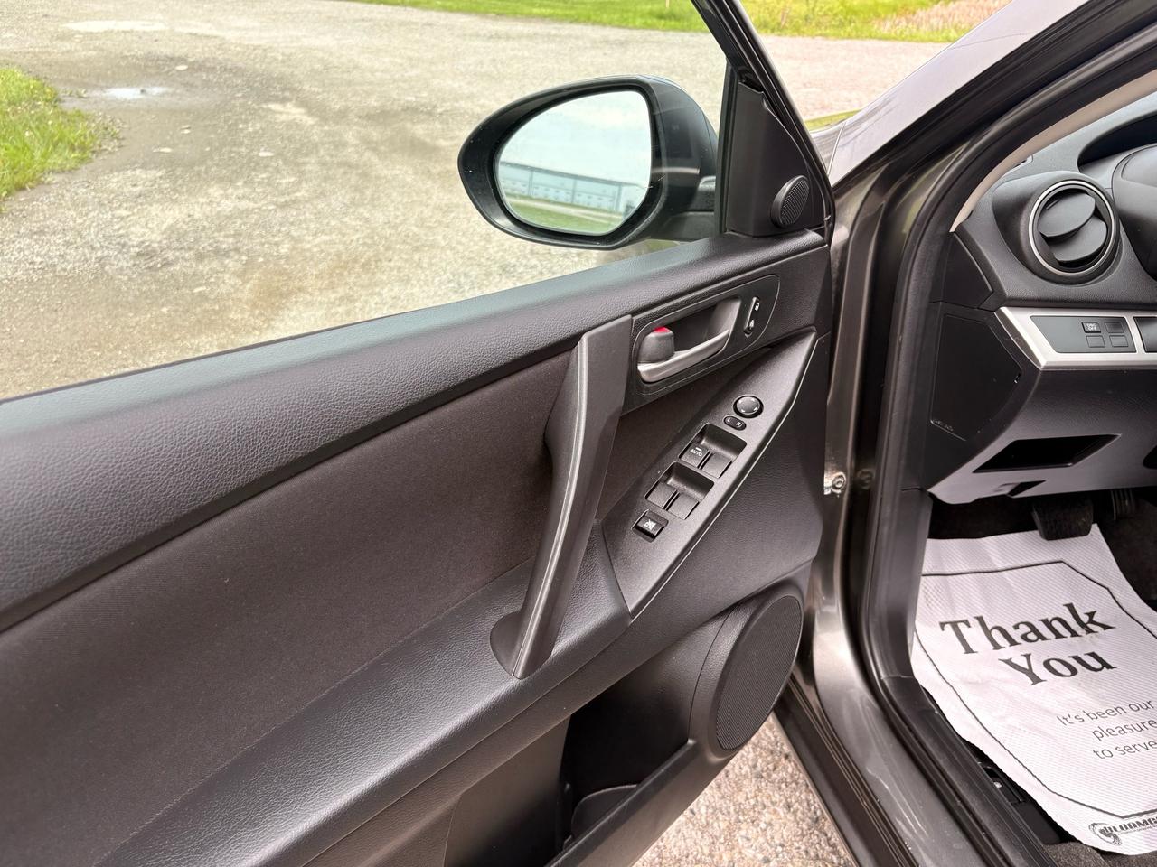 2010 Mazda MAZDA3 4dr Sdn Auto GX Photo