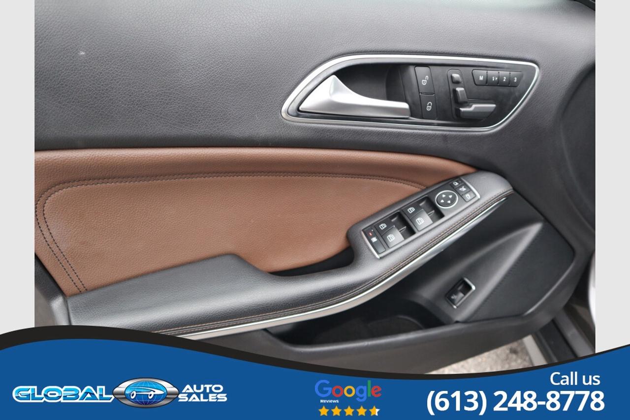2015 Mercedes-Benz GLA-Class GLA250 4MATIC Photo