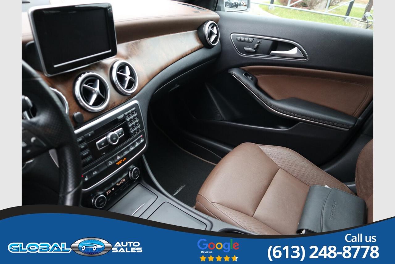 2015 Mercedes-Benz GLA-Class GLA250 4MATIC Photo