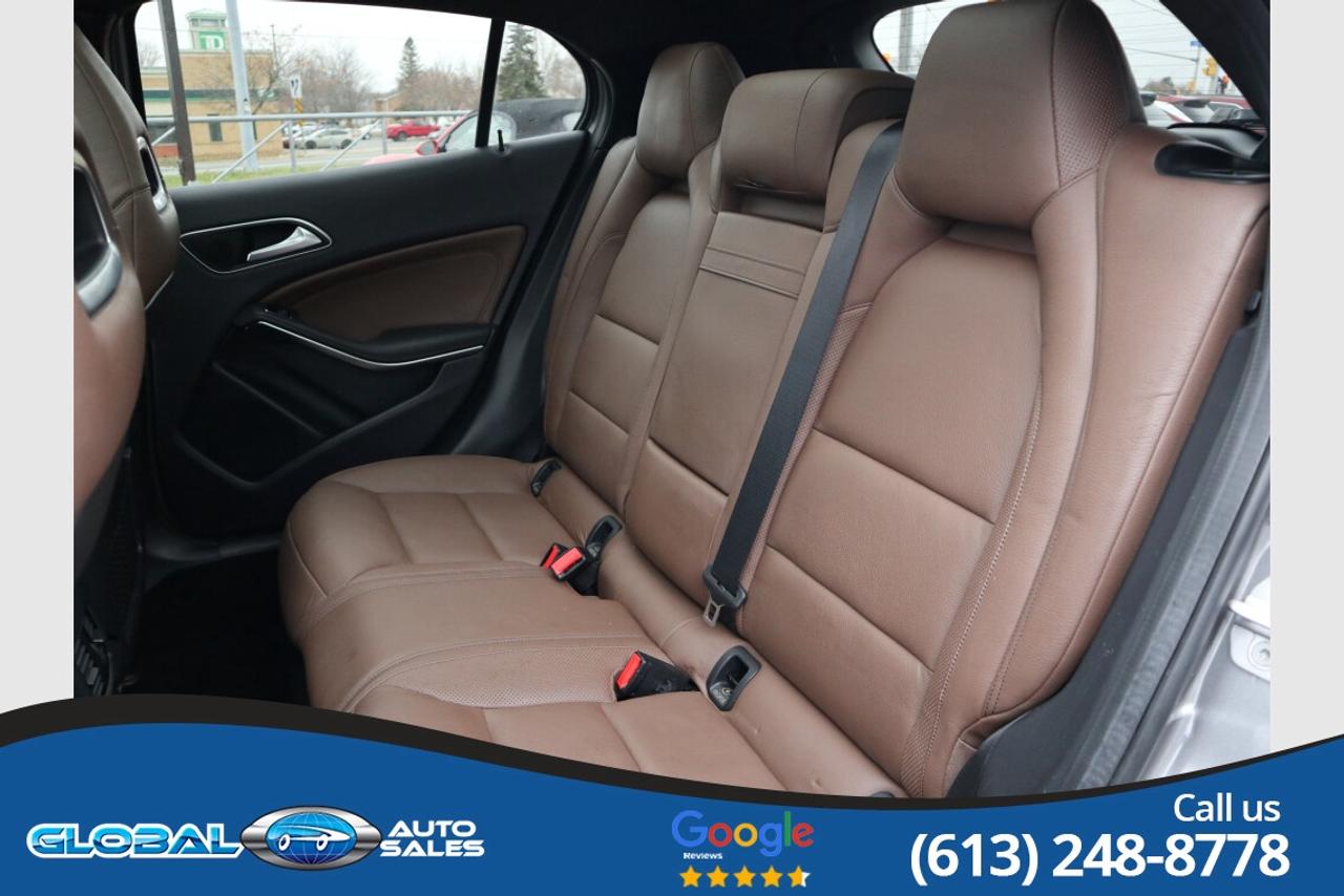 2015 Mercedes-Benz GLA-Class GLA250 4MATIC Photo