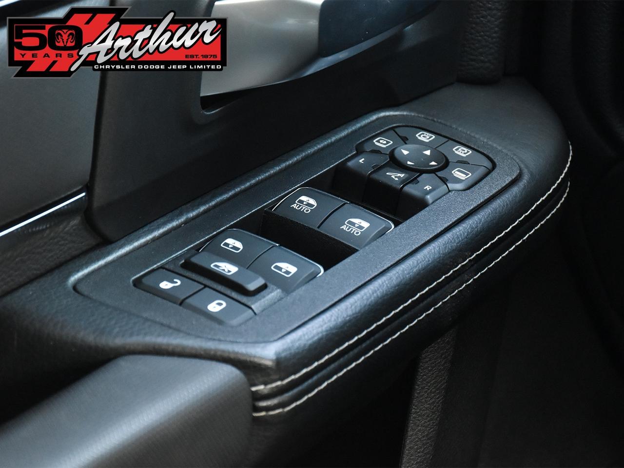 2025 RAM 2500 REBEL CREW CAB 4X4 Photo