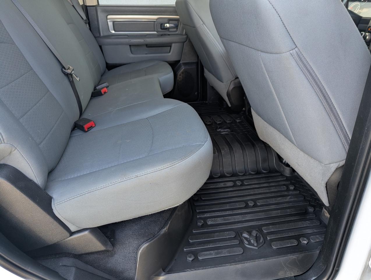 2017 RAM 1500 BigHorn/Crew Cab/4X4AUTO/Hemi/5.7ft bedlength Photo
