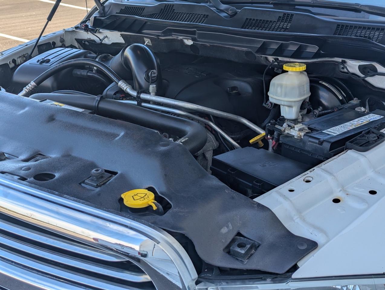 2017 RAM 1500 BigHorn/Crew Cab/4X4AUTO/Hemi/5.7ft bedlength Photo