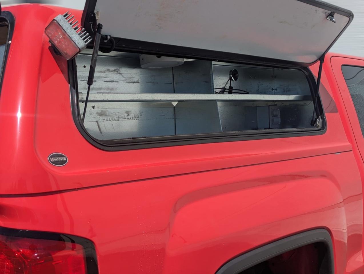 2018 GMC Sierra 1500 4X4 /5.3V8/Crew Cab/Remote Start/Backup Camera Photo
