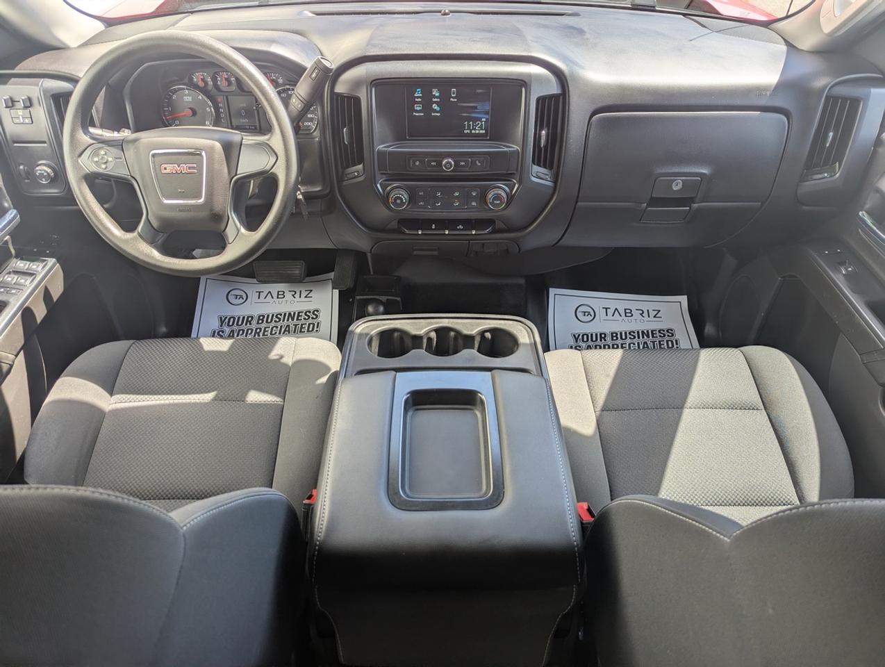 2018 GMC Sierra 1500 4X4 /5.3V8/Crew Cab/Remote Start/Backup Camera Photo
