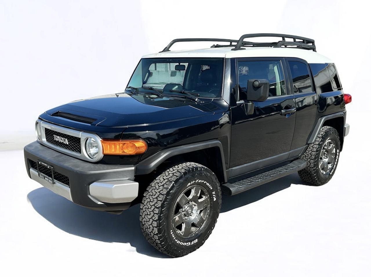2007 Toyota FJ Cruiser 4WD ~ REMOTE STARTER ~ CERTIFIED Photo