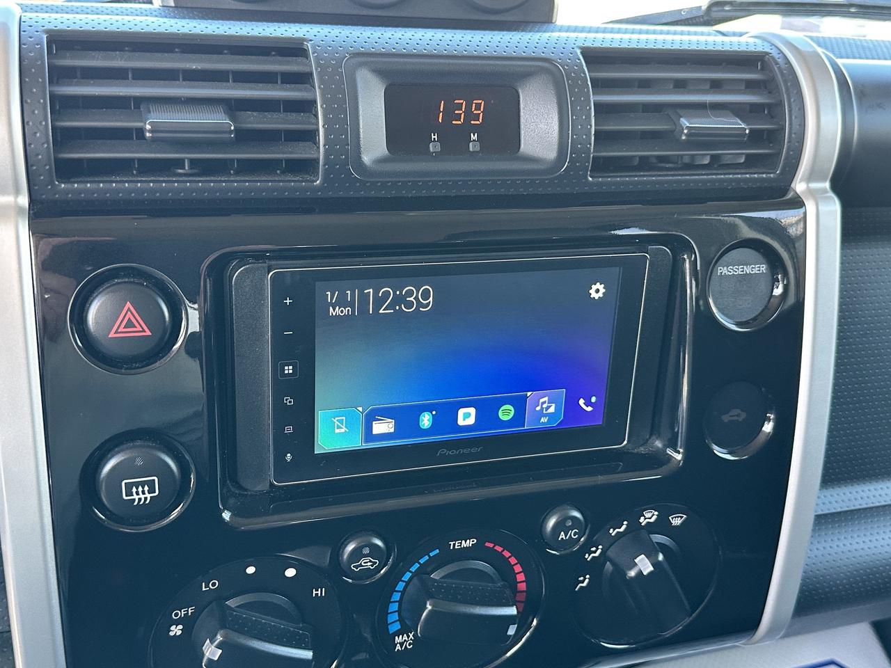 2007 Toyota FJ Cruiser 4WD ~ REMOTE STARTER ~ CERTIFIED Photo