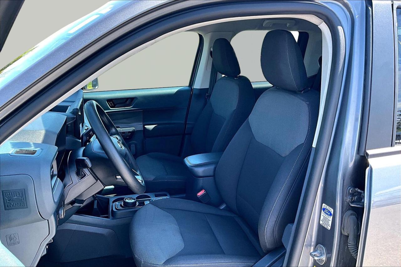2022 Ford Maverick XL Photo