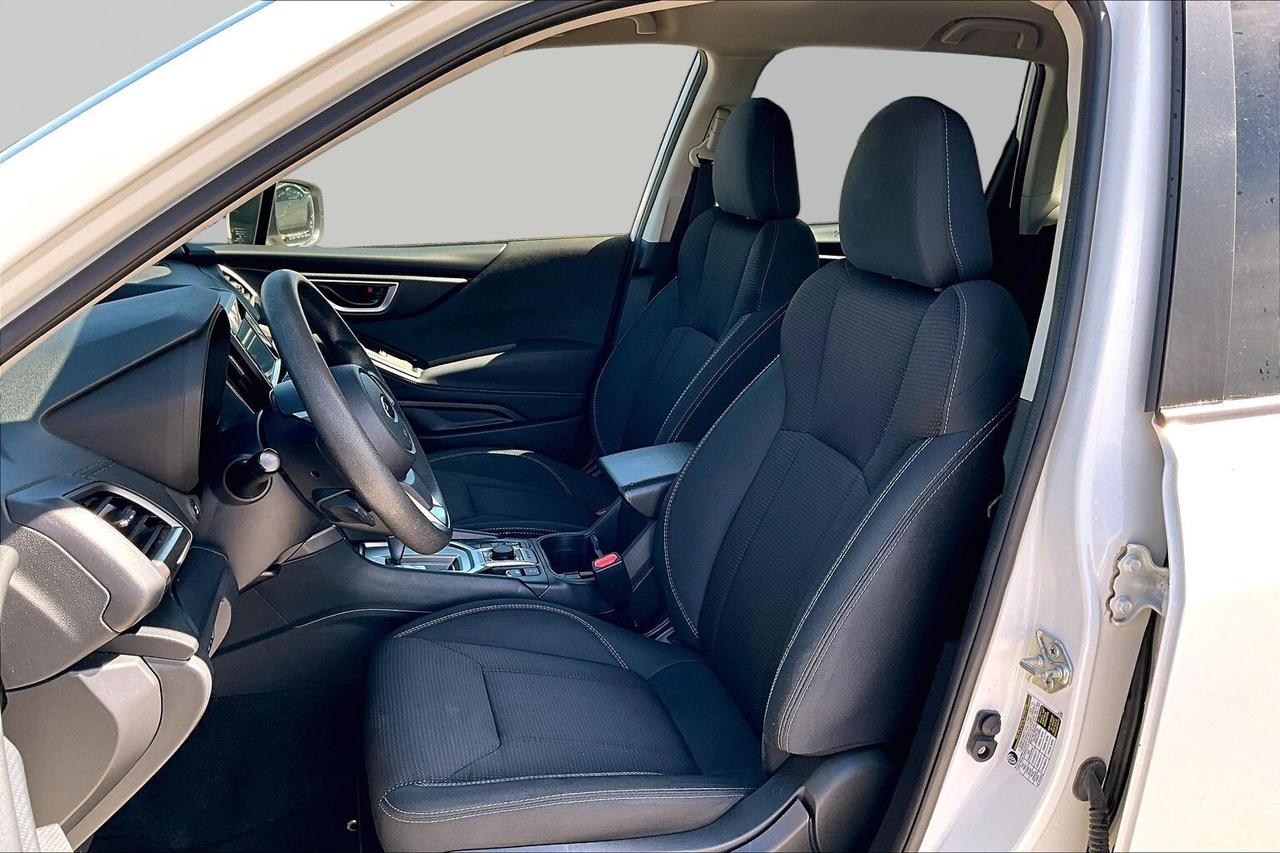 2022 Subaru Forester BASE Photo