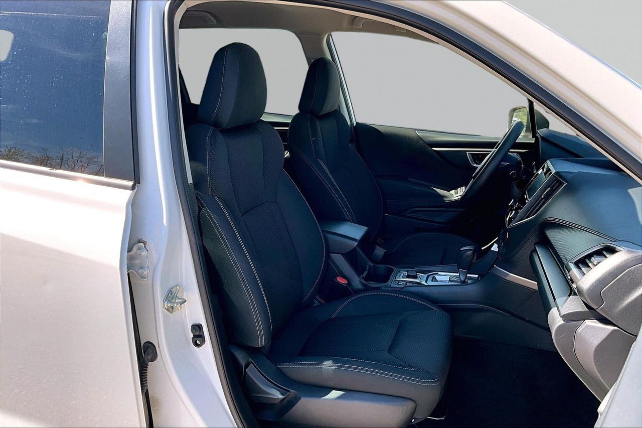 2022 Subaru Forester BASE Photo