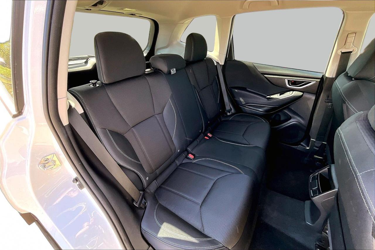 2022 Subaru Forester BASE Photo