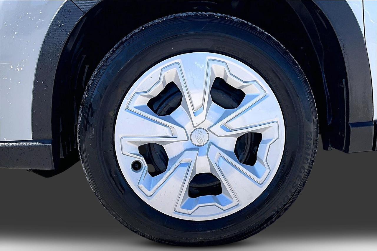 2022 Subaru Forester BASE Photo