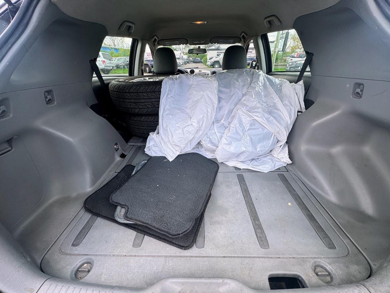 2012 Toyota Matrix L Photo