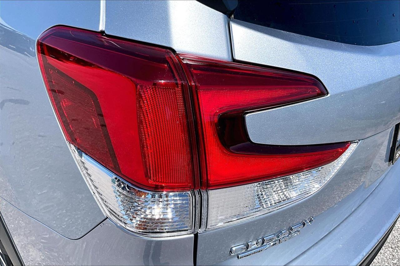 2024 Subaru Forester Limited Photo4