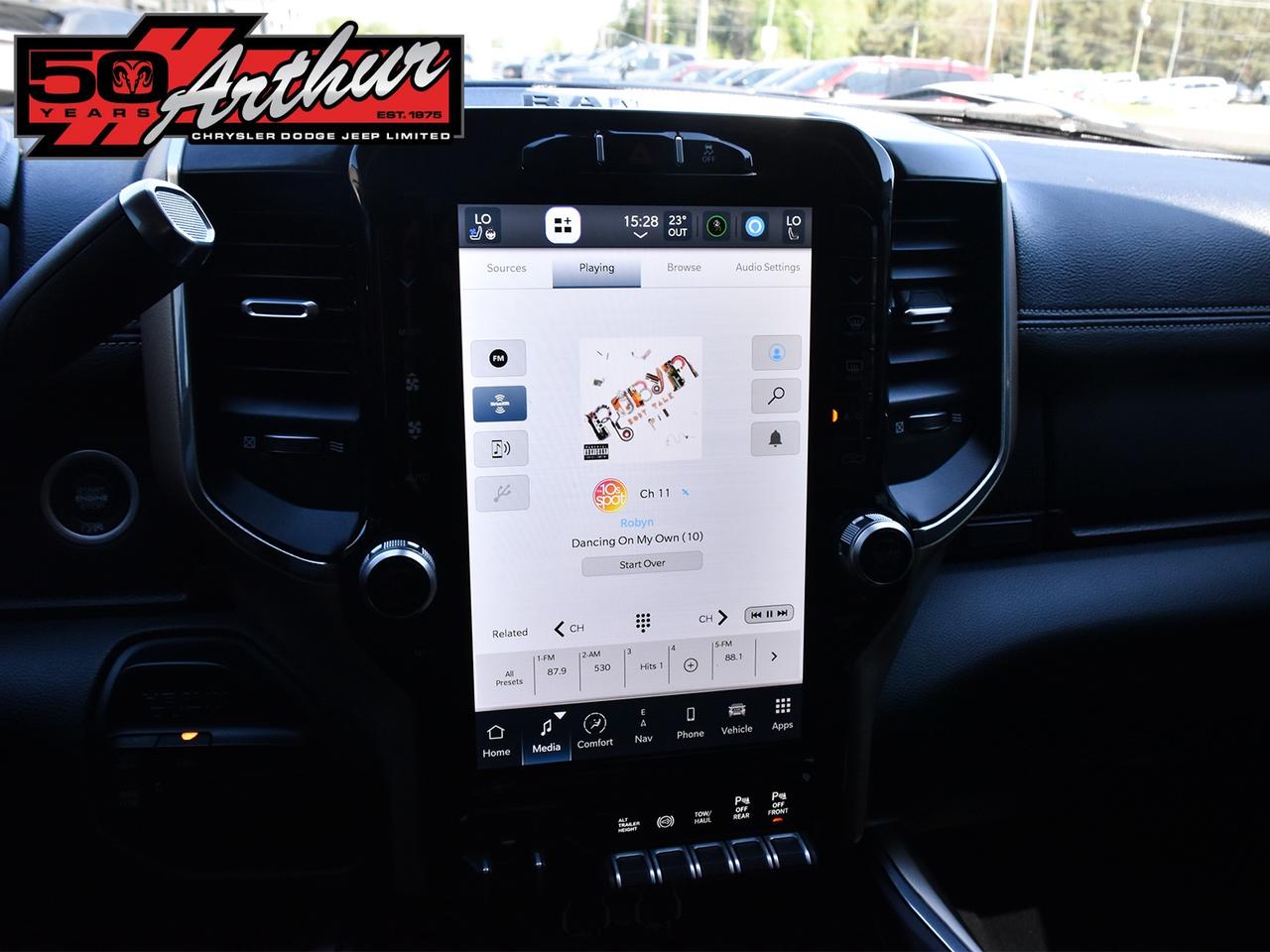 2022 RAM 3500 LARAMIE CREW CAB 4X4 - DRW Photo