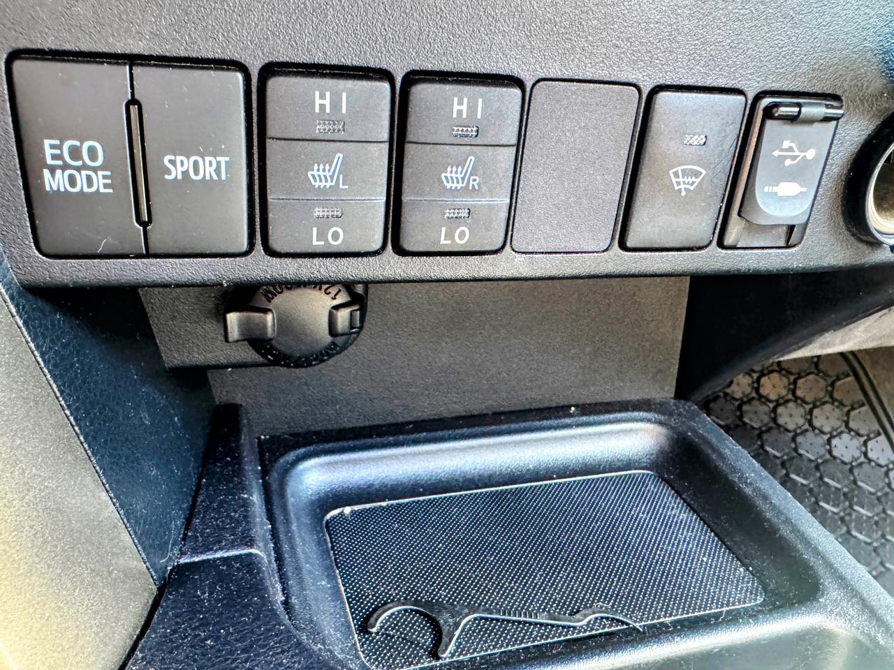 2013 Toyota RAV4 LIMITED  Photo