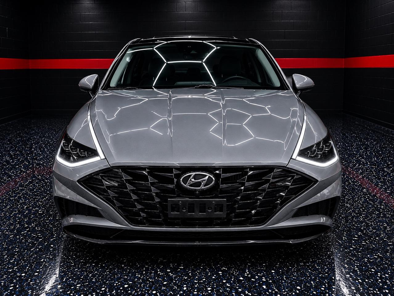 2020 Hyundai Sonata LIMITED Photo