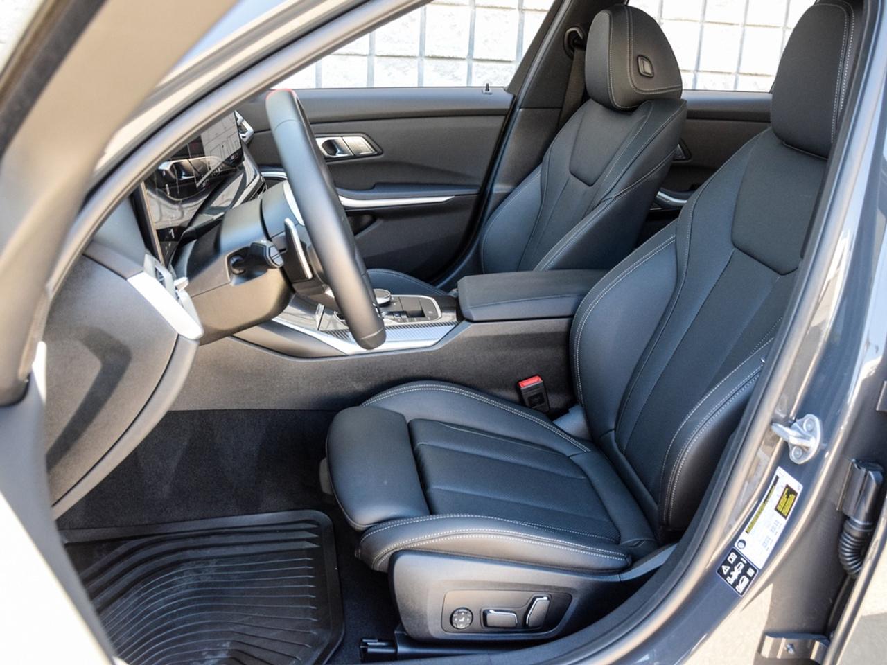 2025 BMW M340 i xDrive 4dr All-Wheel Drive Sedan Photo