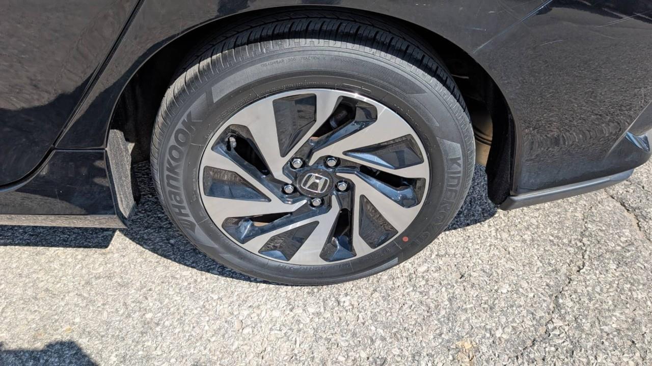 2019 Honda Civic LX (CVT) 4dr Hatchback Photo