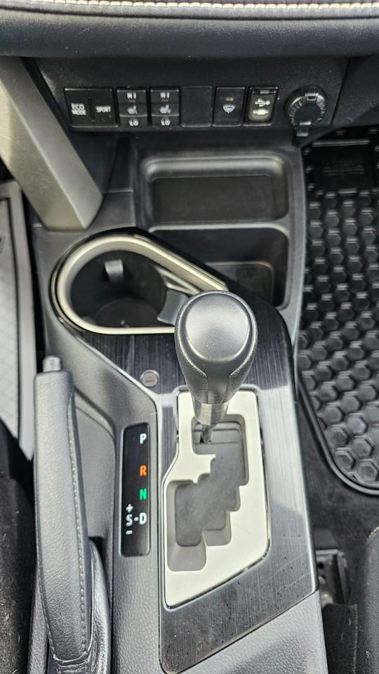 2018 Toyota RAV4 XLE Photo