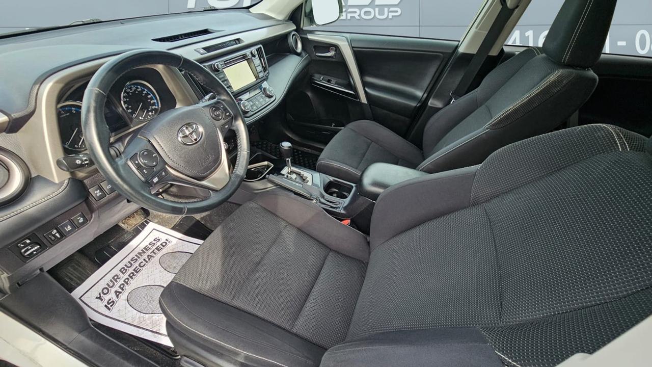 2018 Toyota RAV4 XLE Photo