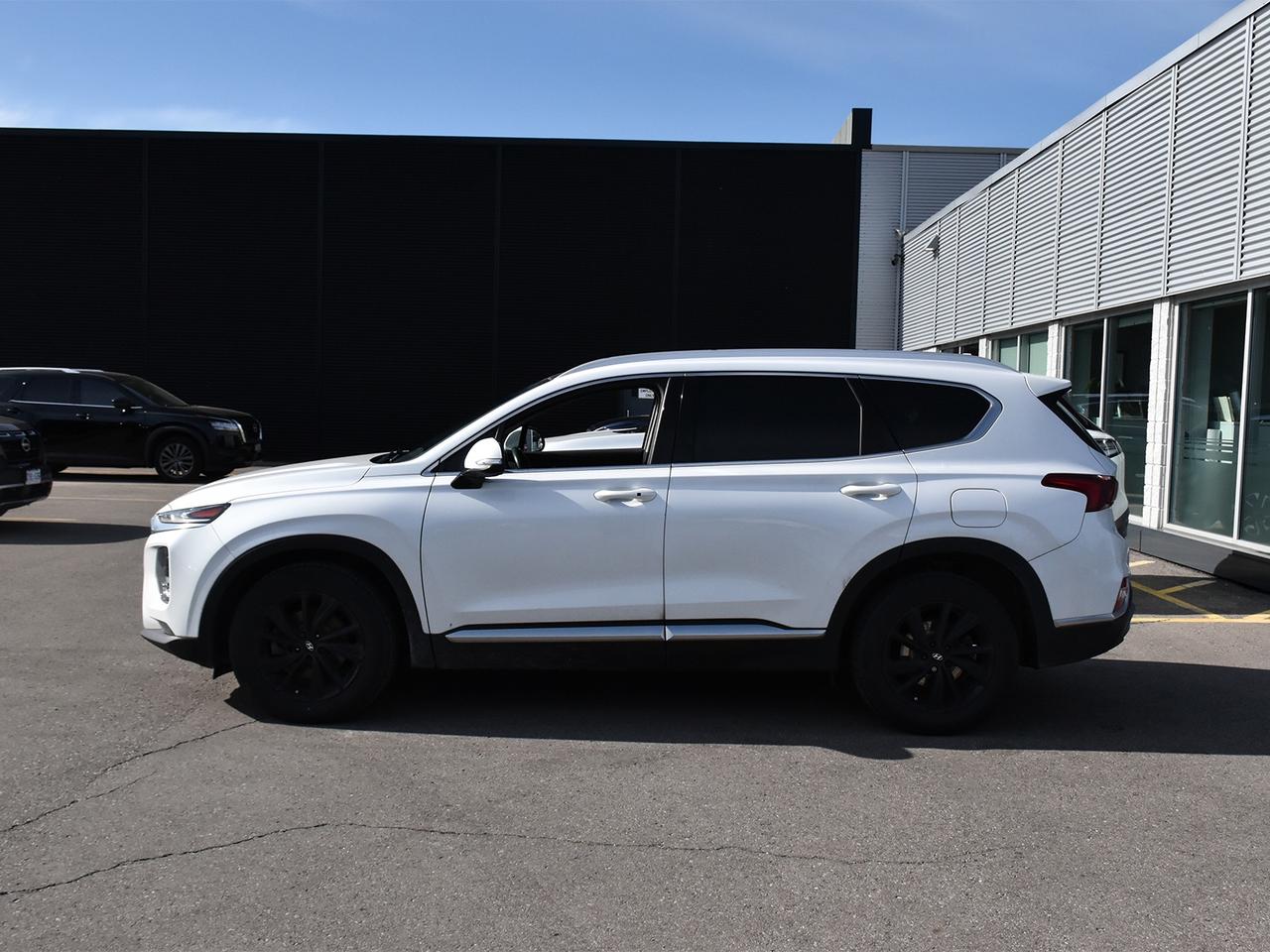 2020 Hyundai Santa Fe 2.4L Preferred AWD w/Sunroof Photo2
