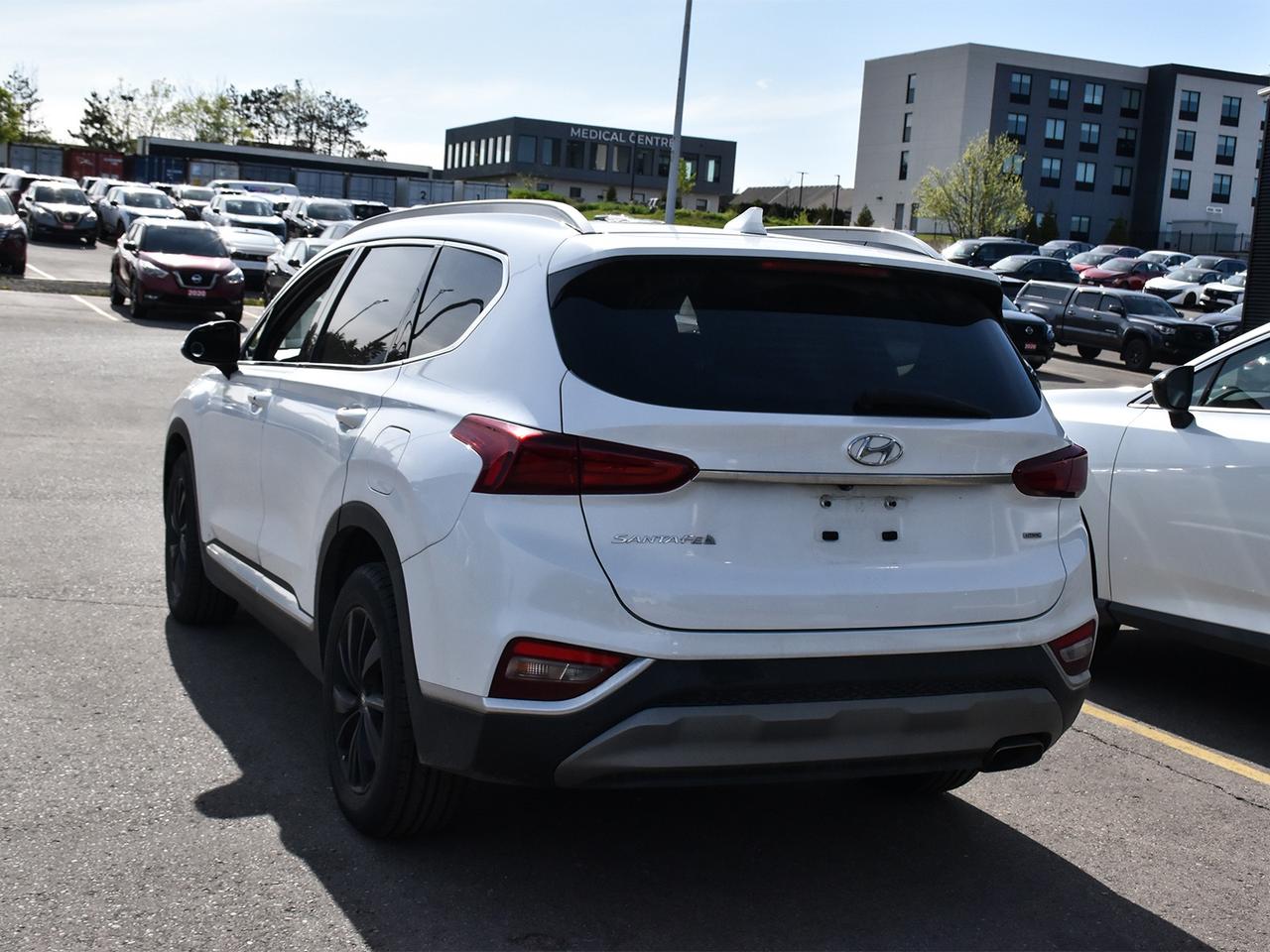 2020 Hyundai Santa Fe 2.4L Preferred AWD w/Sunroof Photo3