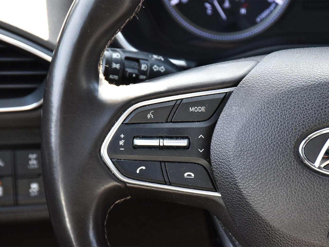 2020 Hyundai Santa Fe 2.4L Preferred AWD w/Sunroof Photo