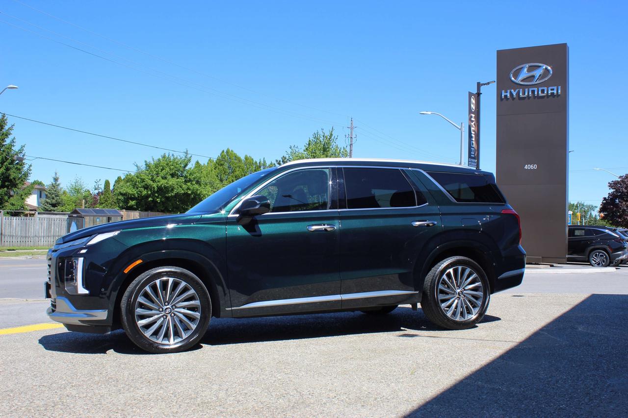 2024 Hyundai PALISADE Ultimate Calligraphy 1-Owner, 7-Passenger AWD Photo