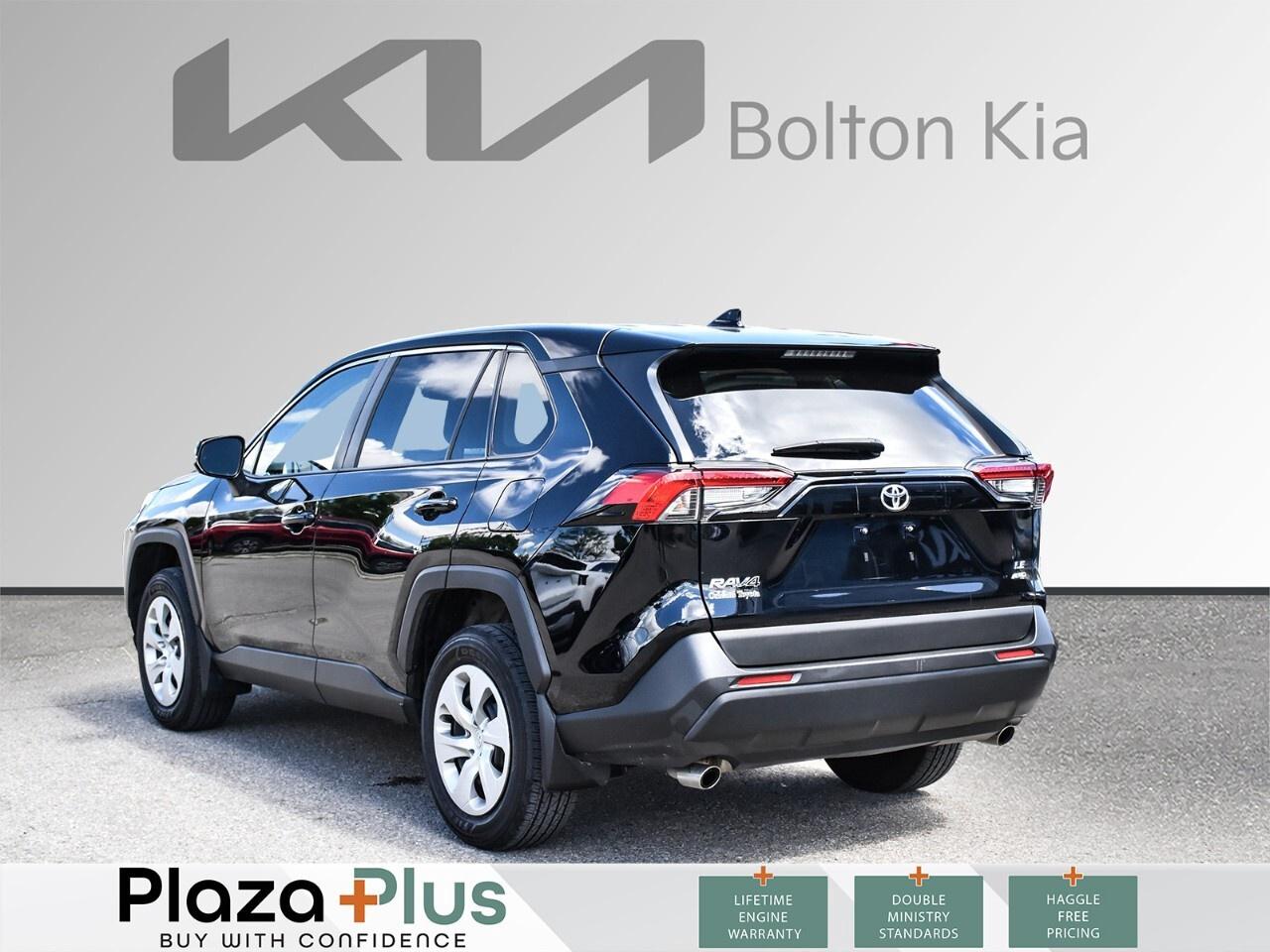 2022 Toyota RAV4 LE 1 Owner   All Wheel Drive   Certified   / Photo