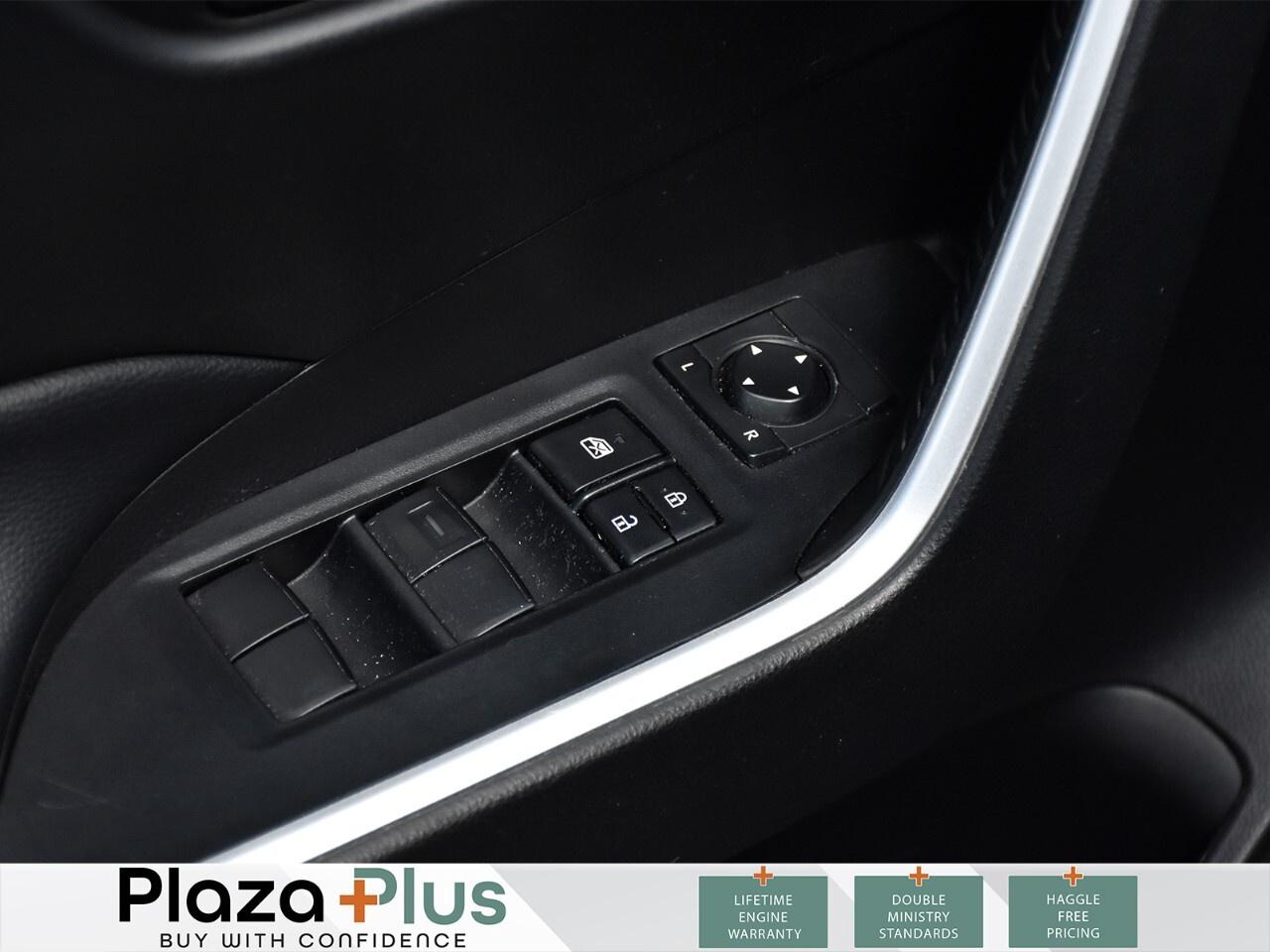 2022 Toyota RAV4 LE 1 Owner   All Wheel Drive   Certified   / Photo